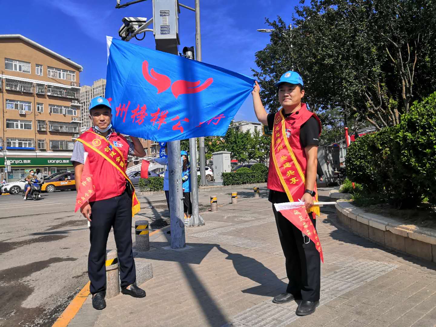 <strong>男人把自己的肌肌桶女人鸡鸡里面日批的视频的软件</strong>